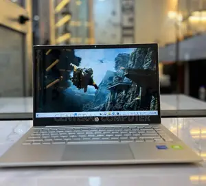 New Laptop HP 15-Da3007nia 16GB Intel Core I7 SSD 512GB