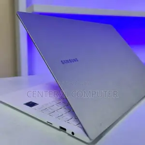 Photo - New Laptop Samsung Galaxy Book 2 16GB Intel Core I7 SSD 512GB