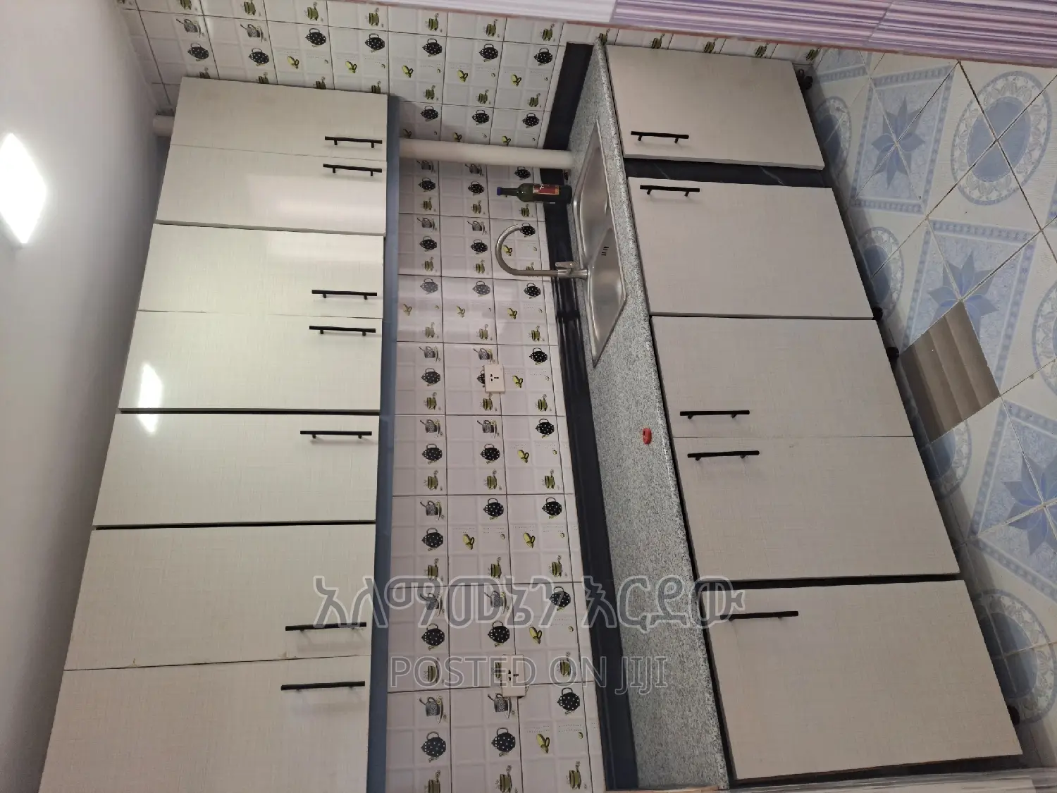 Furnished 1bdrm Condo in ሰሚት ኮንዶሚንየም, Bole for sale