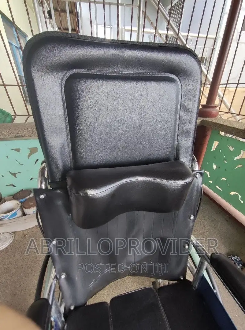 Medical Depot Heavy Duty Commode Reclining Wheelchair