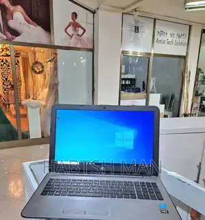 New Laptop HP Stream Notebook 8GB Intel Core i5 HDD 1T