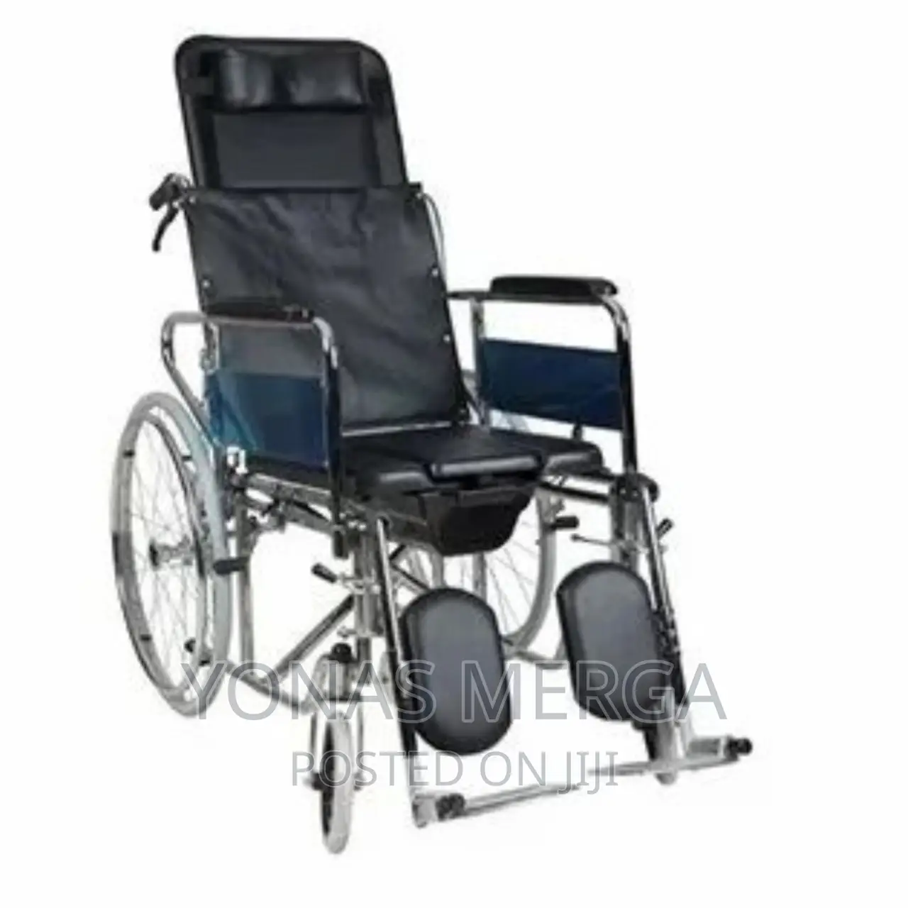 Wheelchair_seat Makes It Easy for Patient Personal Cleaning
