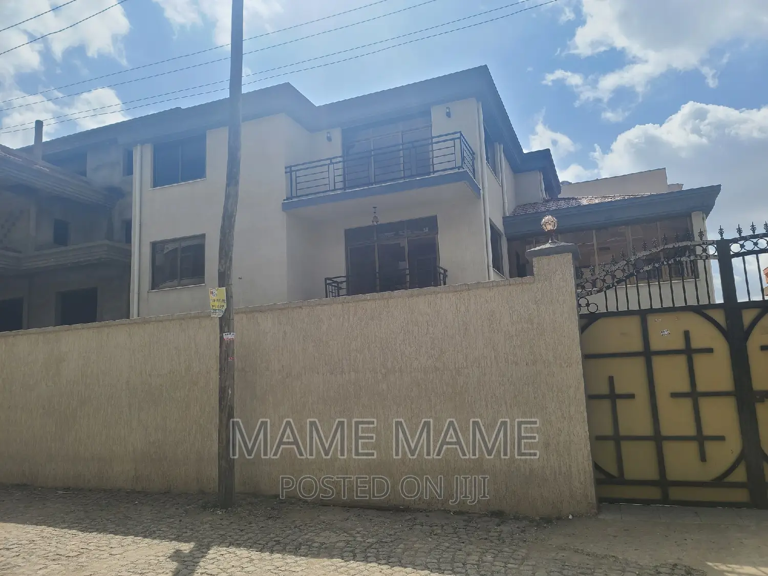 9bdrm House in Addis Abeba, Bole for sale