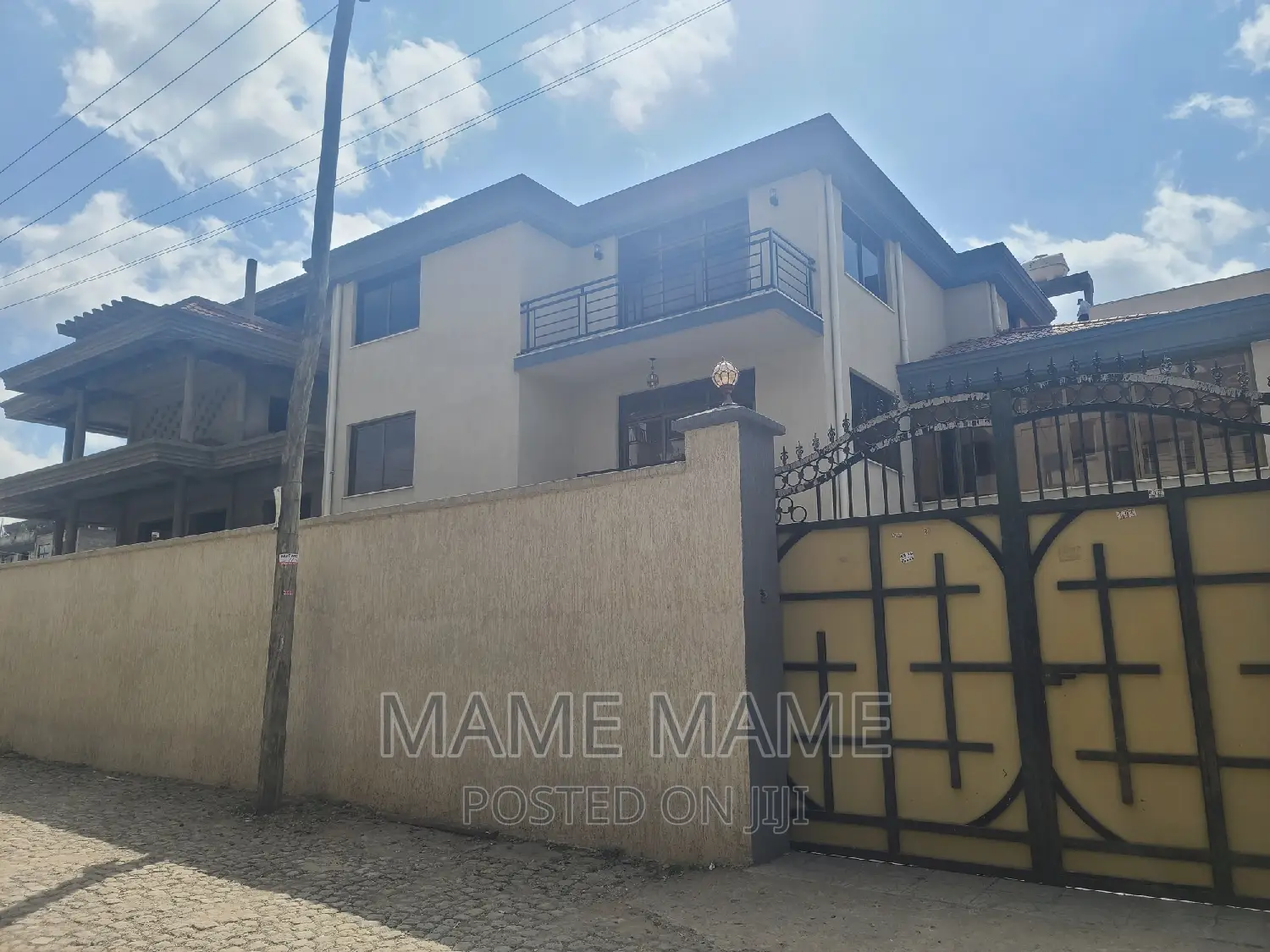 9bdrm House in Addis Abeba, Bole for sale
