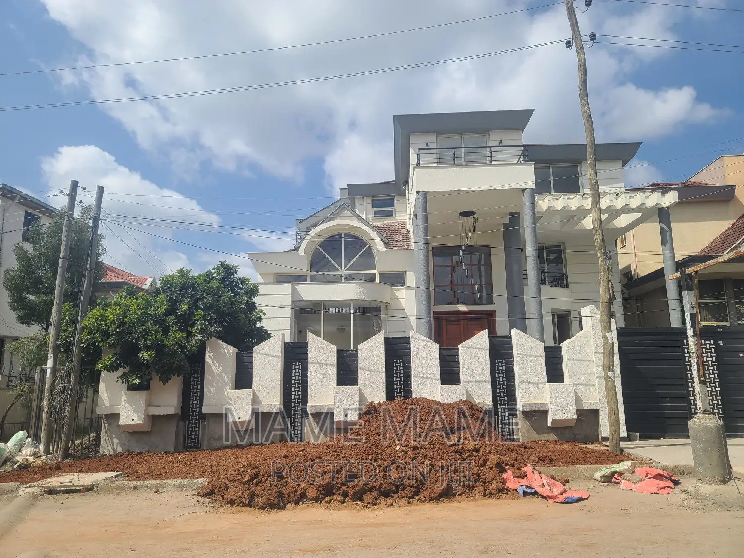 9bdrm House in Addis Abeba, Bole for sale