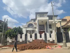 9bdrm House in Addis Abeba, Bole for sale