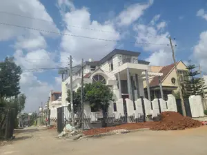 9bdrm House in Addis Abeba, Bole for sale