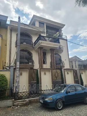 9bdrm House in Addis Abeba, Bole for sale