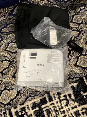 New Epson Eb-X39 Projector