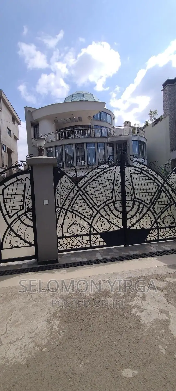 6bdrm House in Adis Ababa, Bole for sale