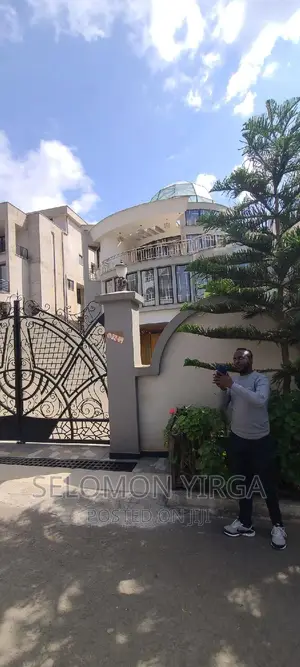 6bdrm House in Adis Ababa, Bole for sale
