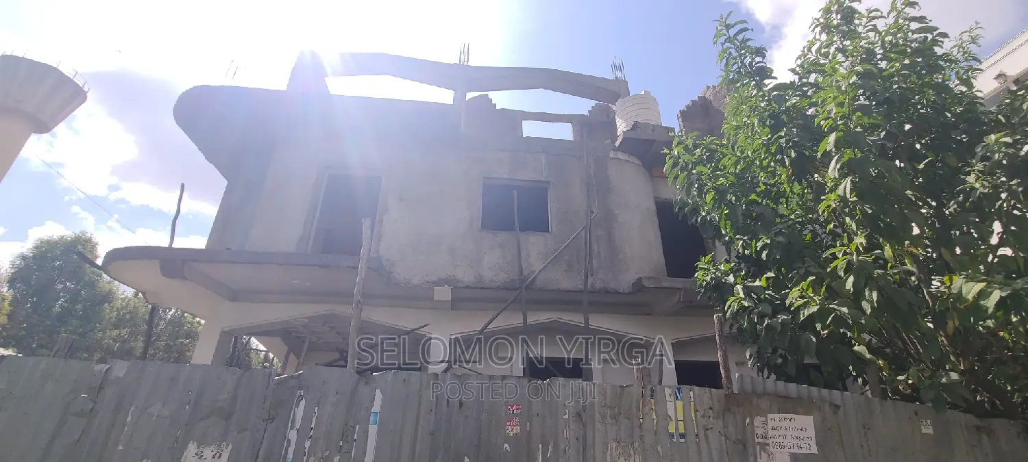 9bdrm House in Adis Ababa, Bole for sale