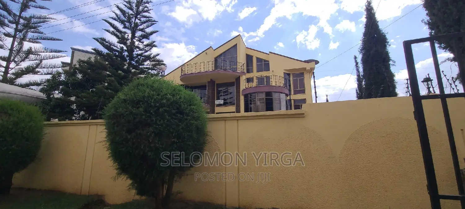 10bdrm House in Adis Ababa, Bole for sale