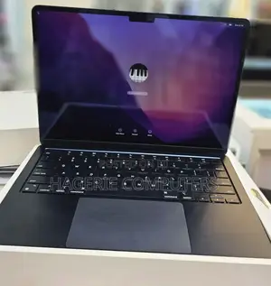 New Laptop Apple MacBook Air 2022 M2 8GB Apple M2 SSD 256GB