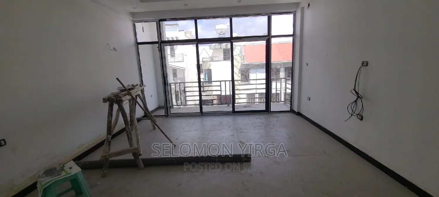 14bdrm House in Adis Ababa, Bole for rent