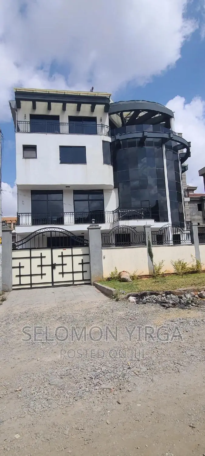 14bdrm House in Adis Ababa, Bole for rent