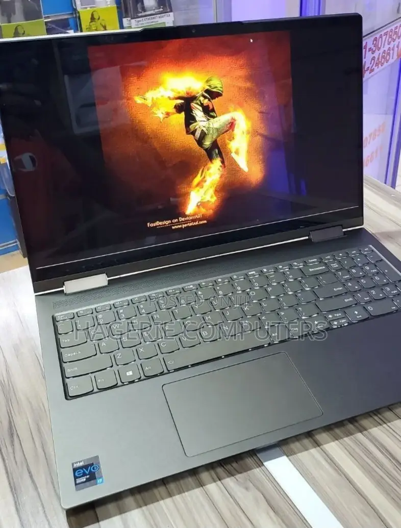 New Laptop Lenovo Yoga 710 12GB Intel Core I7 SSD 512GB