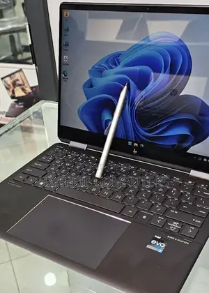 New Laptop HP Spectre X360 16GB Intel Core I7 SSD 1T
