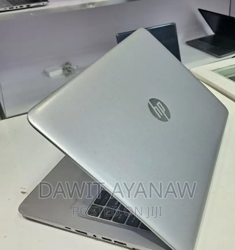New Laptop HP 8GB Intel Core I5 SSD 1T