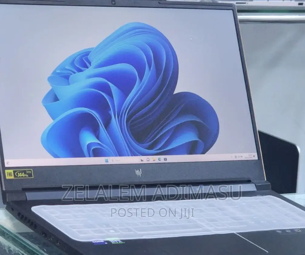 New Laptop Acer Predator Helios 300 16GB Intel Core I9 SSD 1T