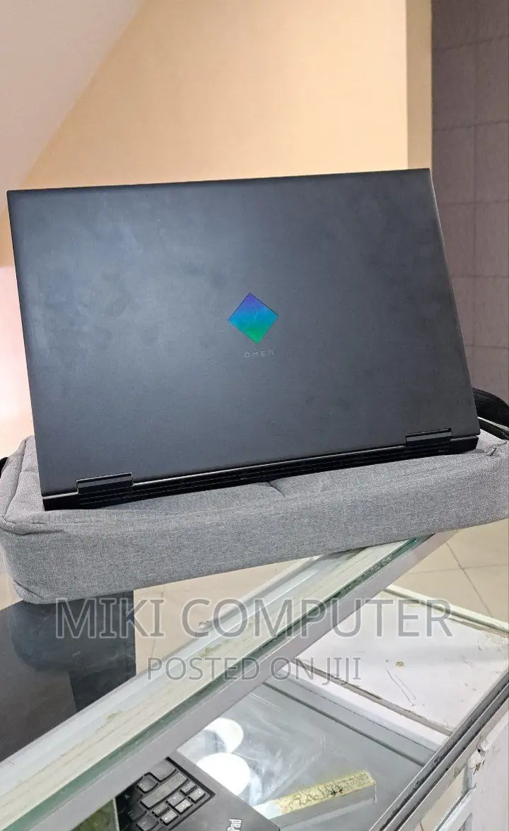 New Laptop HP Omen 15 16GB Intel Core I7 SSD 1T