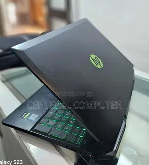 New Laptop HP Pavilion X2 10 8GB Intel Core I5 SSD 256GB