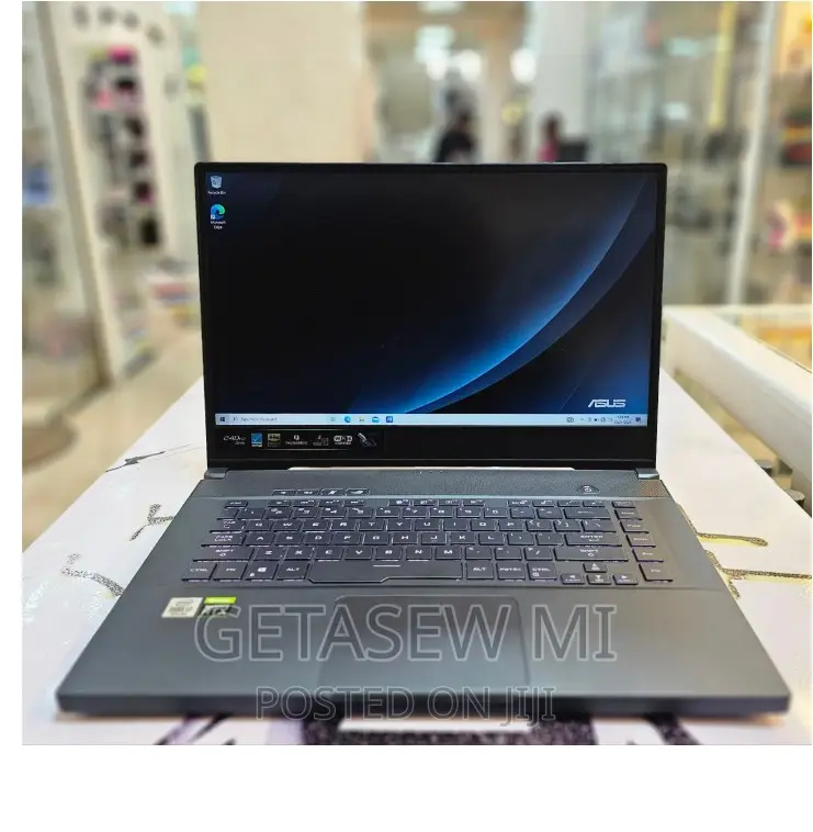 New Laptop Asus 16GB Intel Core I7 SSD 1T