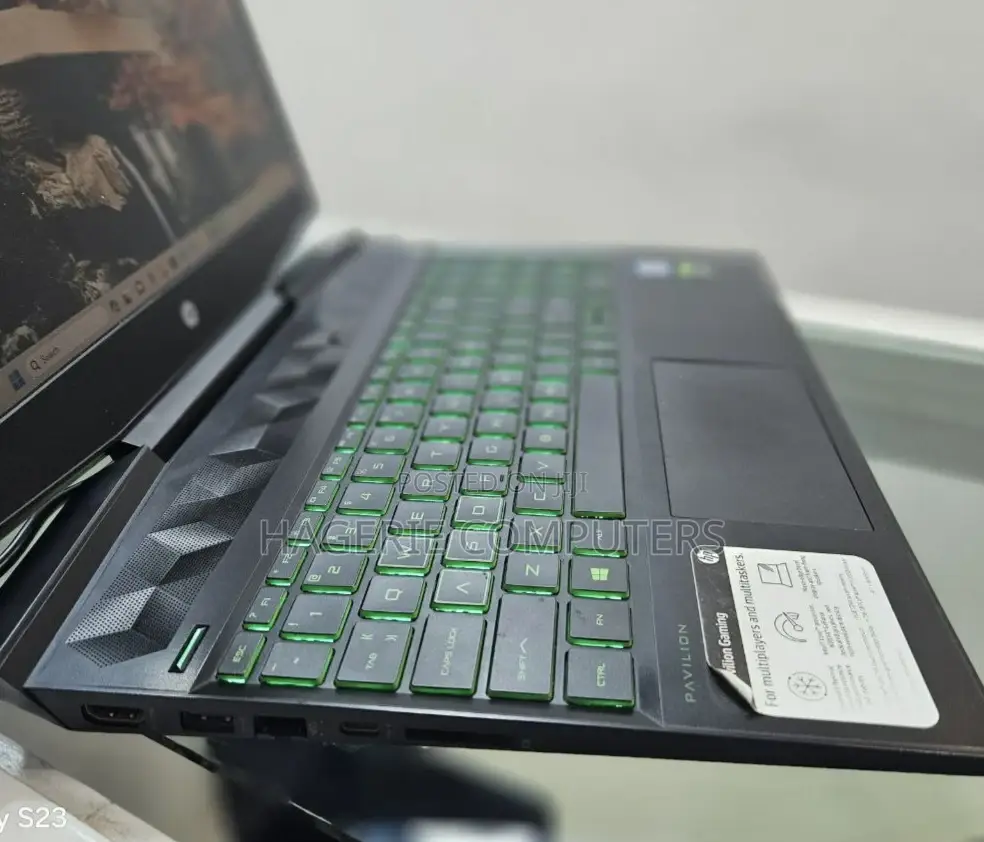 New Laptop HP Pavilion Power 15 8GB Intel Core I5 SSD 256GB