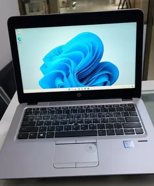 Photo - New Laptop HP EliteBook 820 G3 8GB Intel Core I7 SSD 512GB