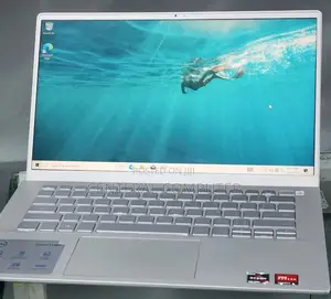 Photo - New Laptop Dell Inspiron 11 3162 8GB AMD Ryzen 5 SSD 256GB