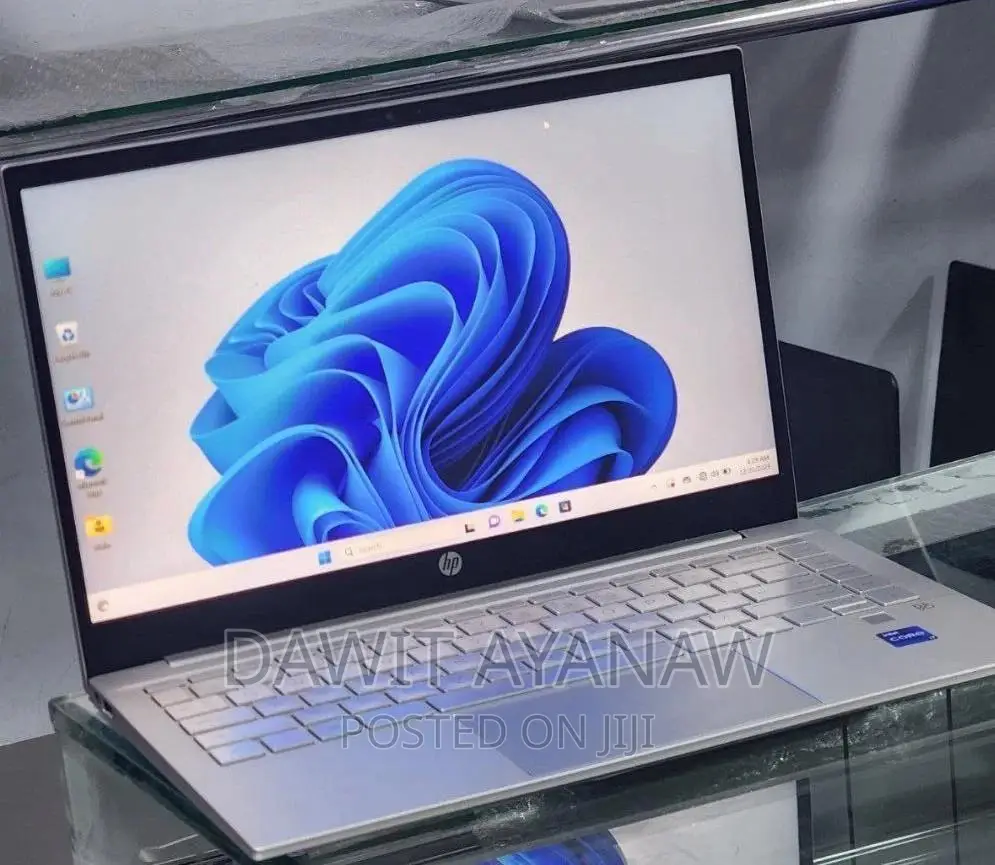 New Laptop HP 16GB Intel Core i7 SSD 1T