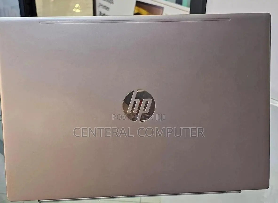 New Laptop HP Pavilion 15 8GB AMD Ryzen 7 HDD 1T