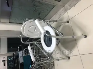 Photo - Commode Chair Vs Pot W/O Wheels=Kommode Chair=Toilet Chair