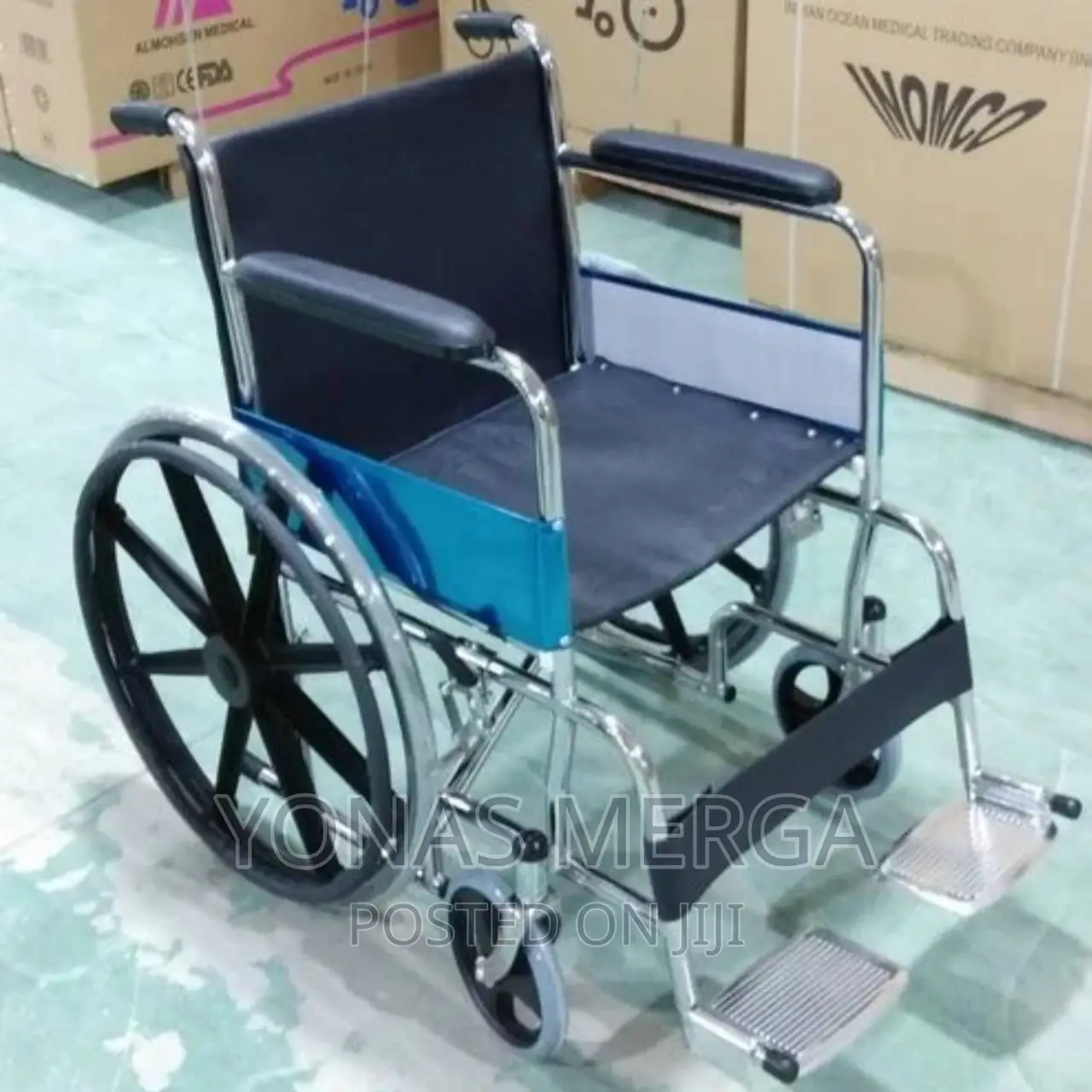 Hospital Folding Wheelchair Operated/Power-Driven Device