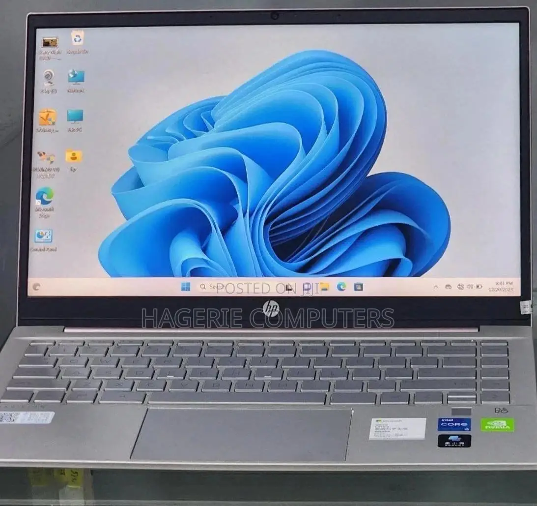 New Laptop HP Pavilion 14-ce3064st 16GB Intel Core i5 SSD 512GB