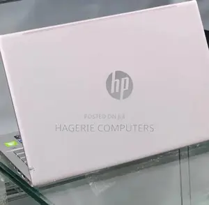 New Laptop HP Pavilion 14-ce3064st 16GB Intel Core i5 SSD 512GB