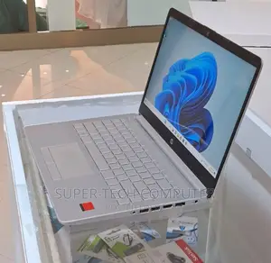 New Laptop HP Stream Notebook 8GB Intel Core I5 HDD 1T