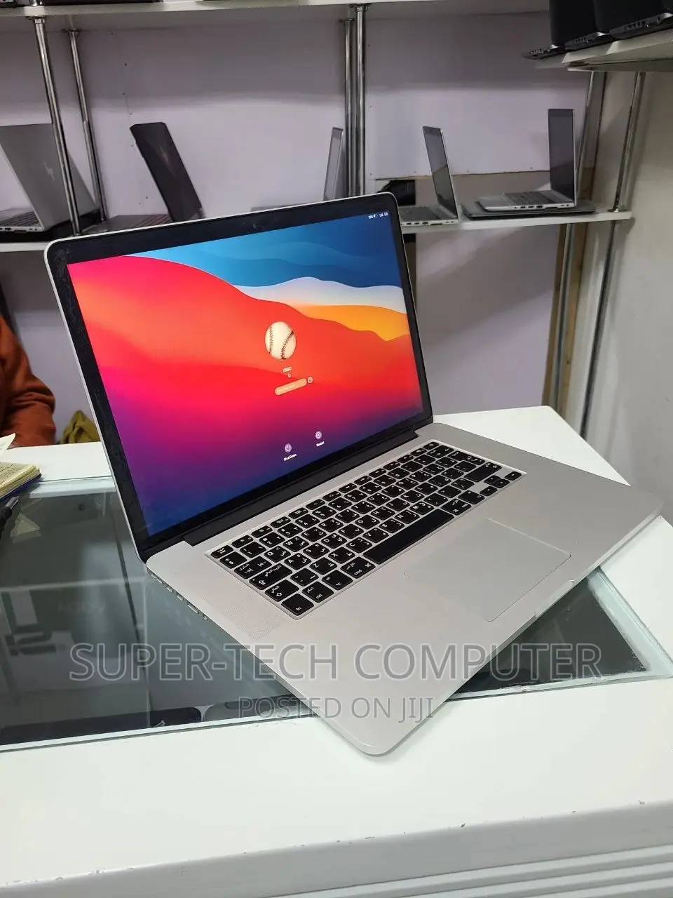 New Laptop Apple MacBook Pro 2015 16GB Intel Core I7 SSD 512GB