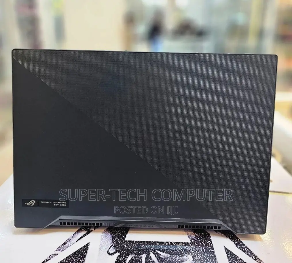 New Laptop Asus ROG Zephyrus G15 16GB Intel Core I7 SSD 1T