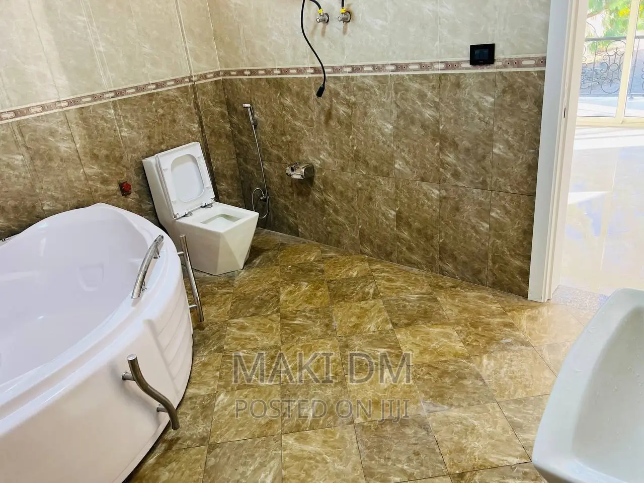 Furnished 5bdrm House in Oromia-Finfinne for sale