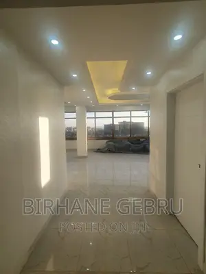 3bdrm Apartment in Apartiment, Bole for rent