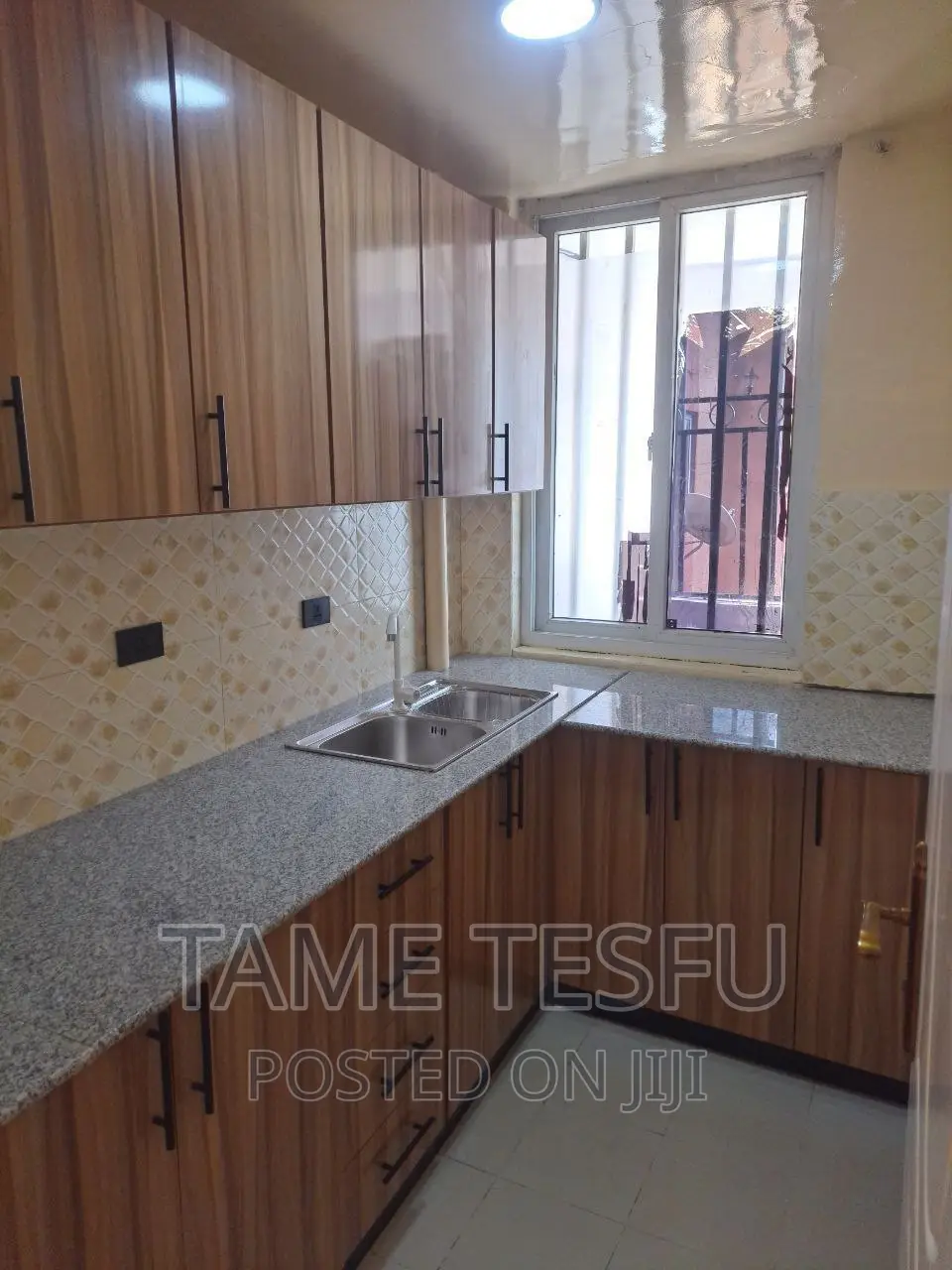 Furnished 1bdrm House in Abdo, Yeka for sale