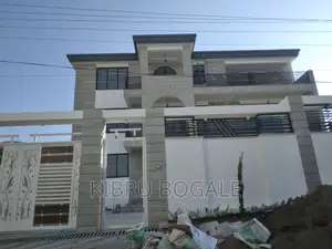 8bdrm House in Ayat, Bole for sale
