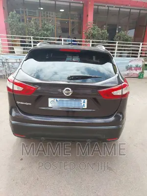 Nissan Qashqai 2017 Brown