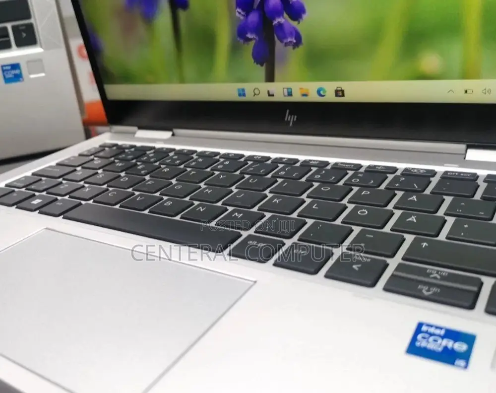 New Laptop HP 15-Dw1197nia 16GB Intel Core I5 SSD 512GB