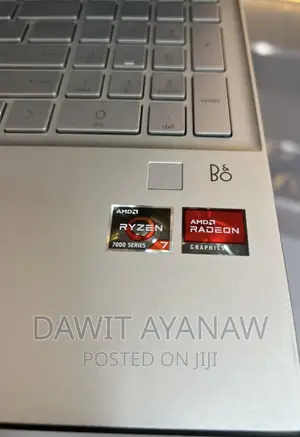 New Laptop HP 16GB AMD Ryzen 7 SSD 512GB
