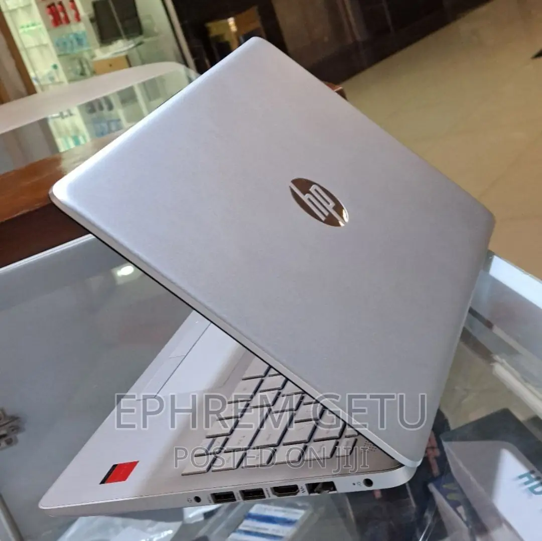 New Laptop HP Stream Notebook 8GB Intel Core I5 HDD 1T