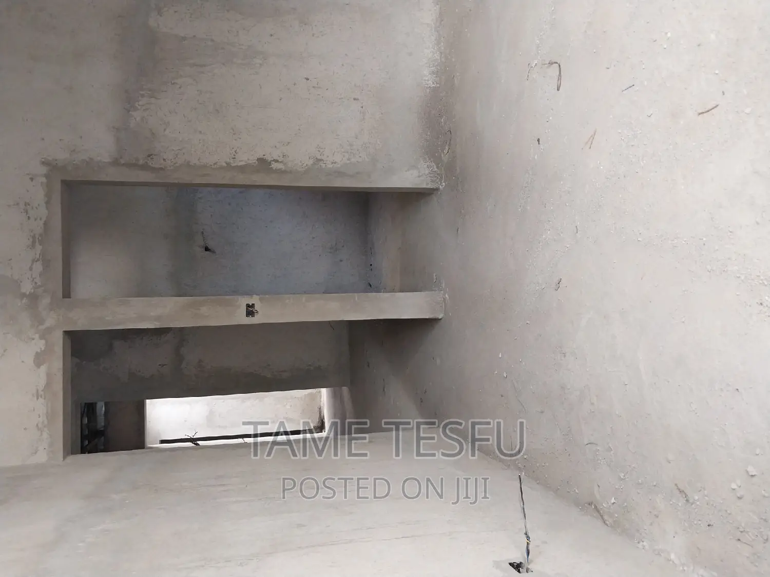 Furnished 6bdrm House in Hayat, Yeka for sale