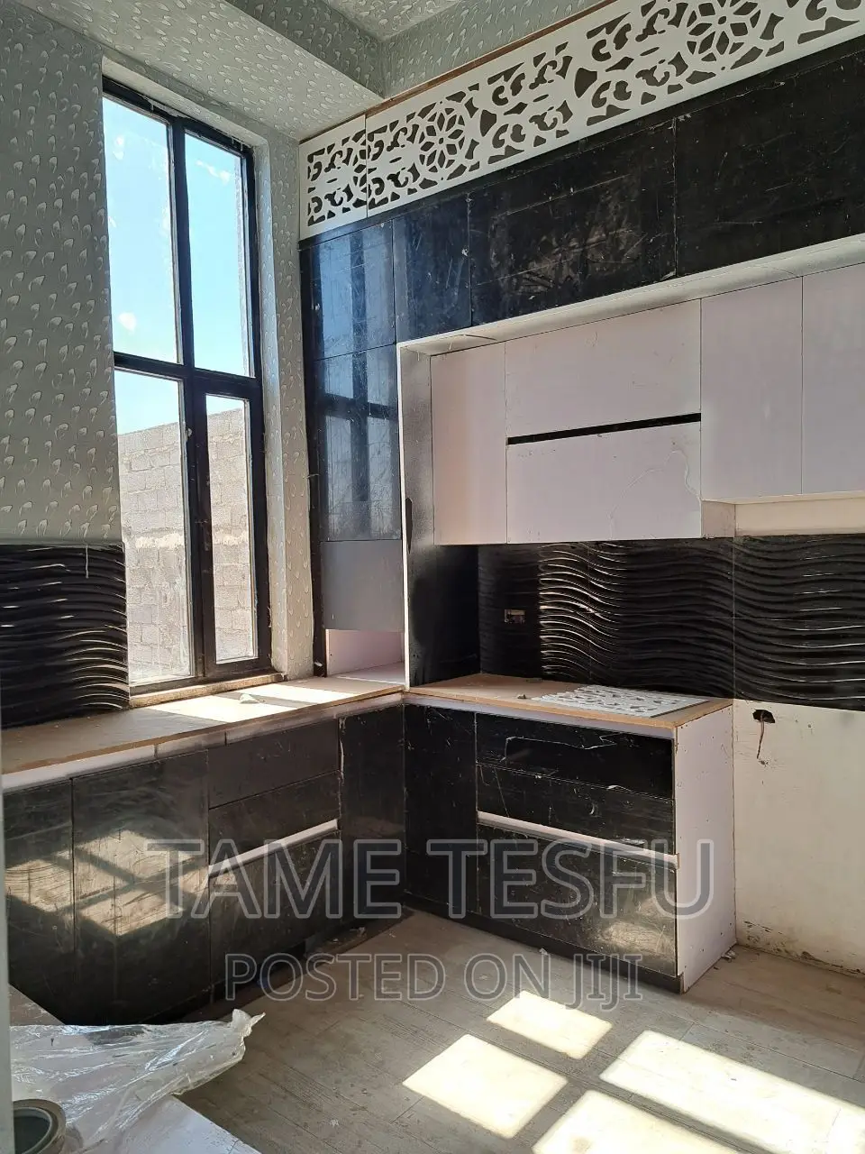 Furnished 6bdrm House in Keniteri Alem Gena, Oromia-Finfinne for sale