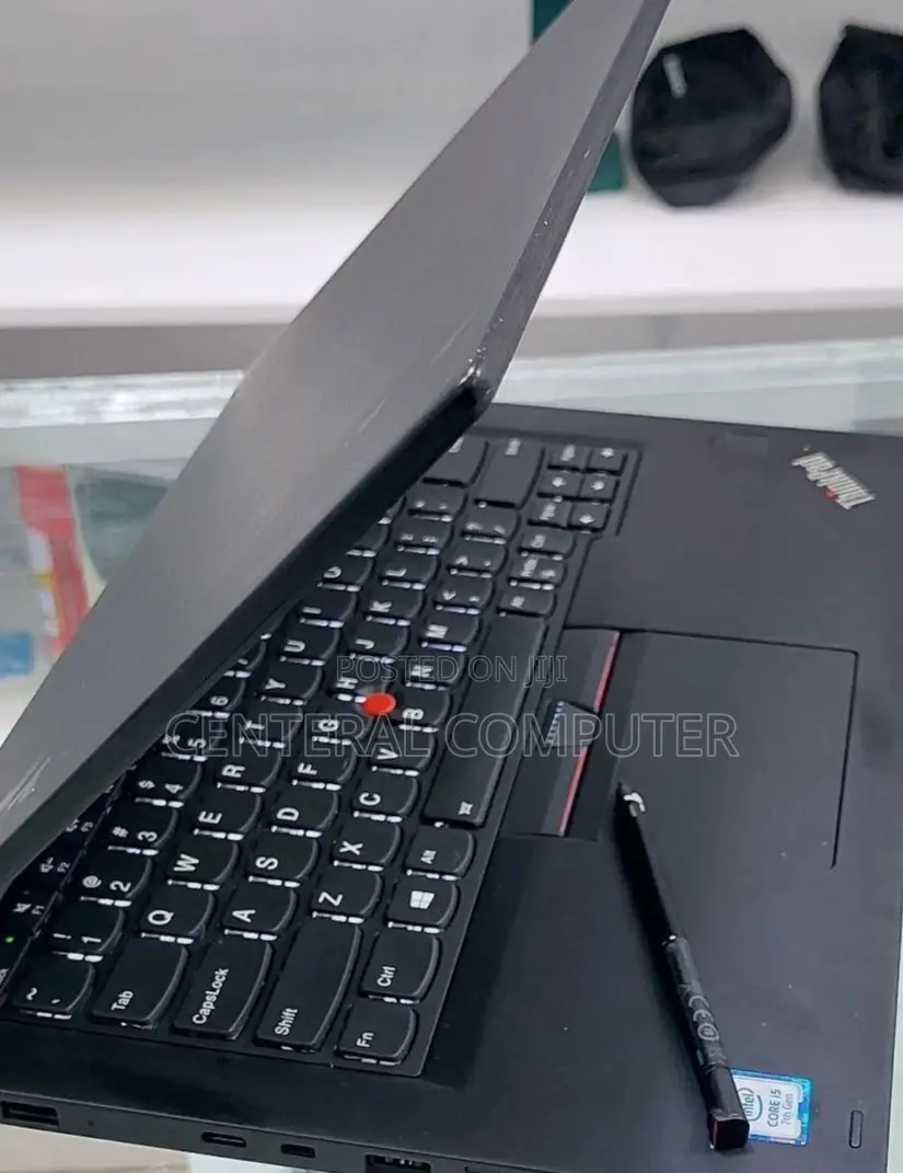 New Laptop Lenovo 100e 8GB Intel Core I7 SSD 512GB